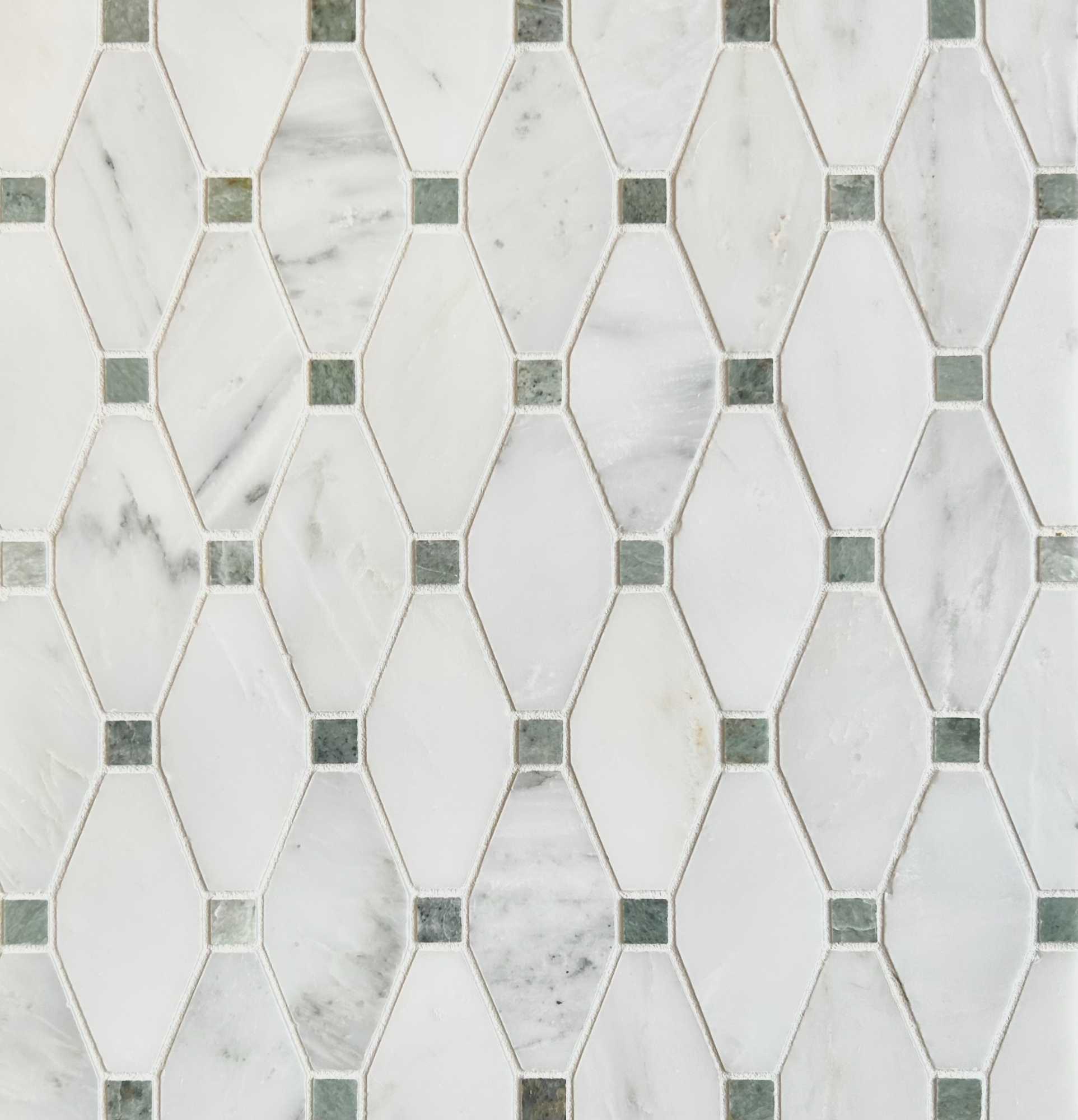SM long Octagon Oriental White w/Ming Green Dot